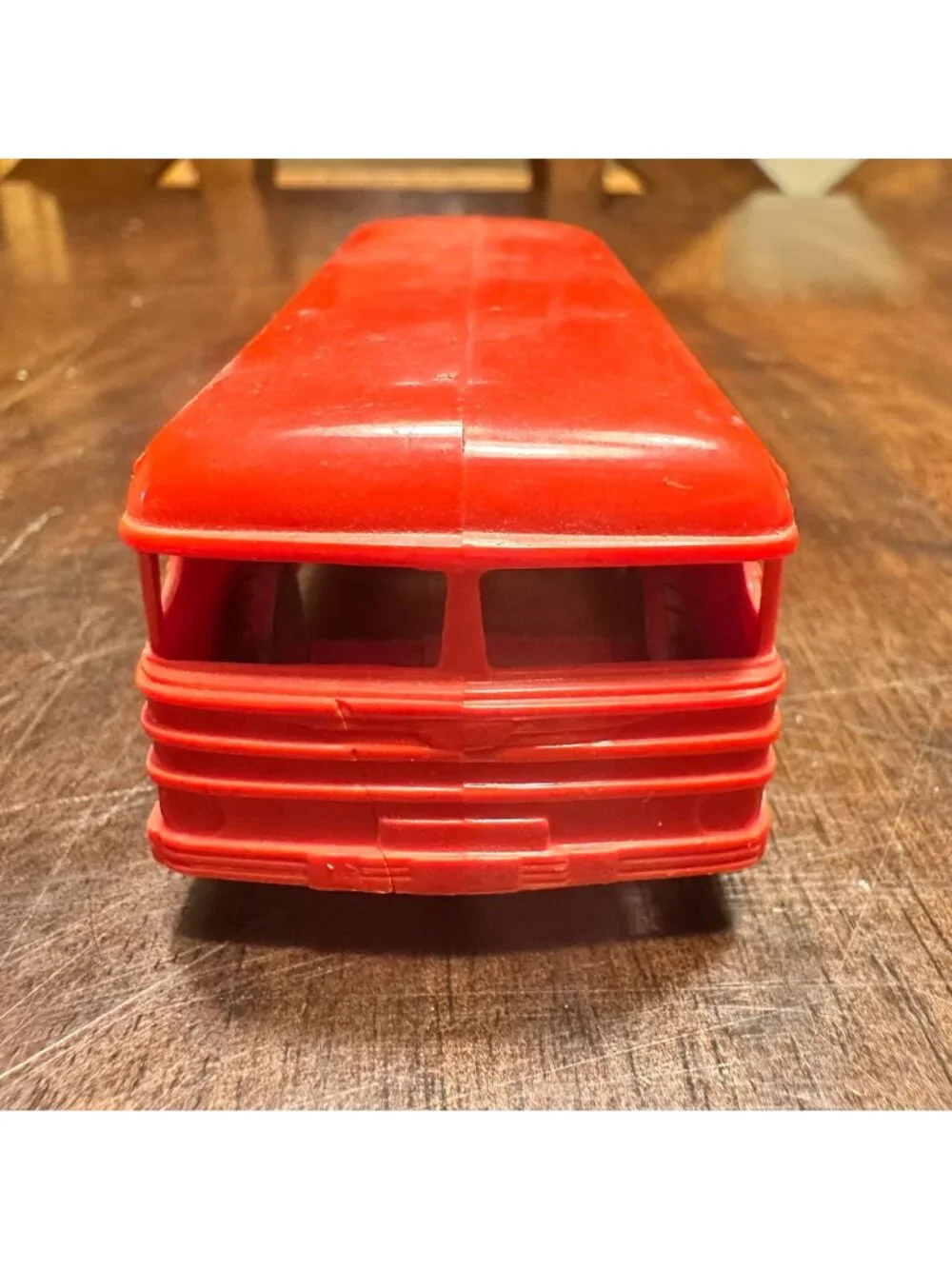 Nosco Lines Plastics USA Red Greyhound Bus